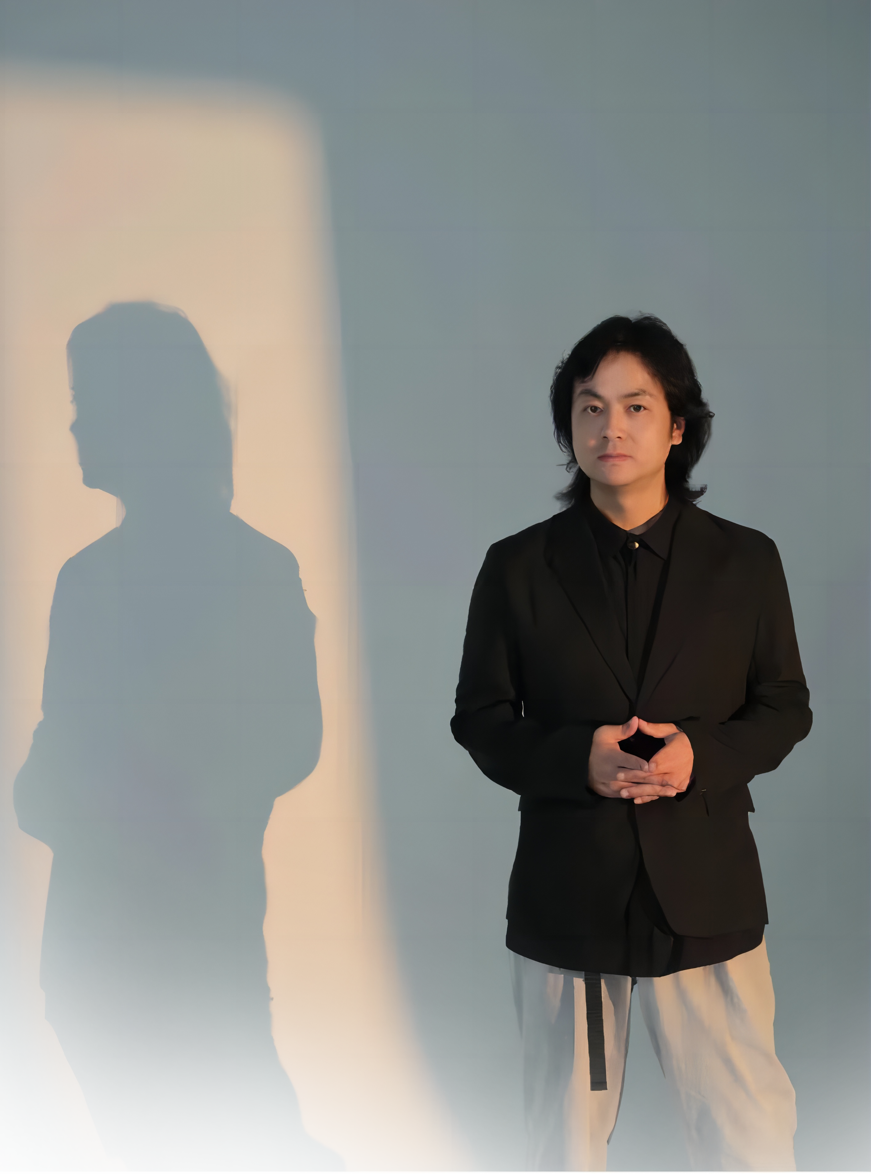 许建国本人.png
